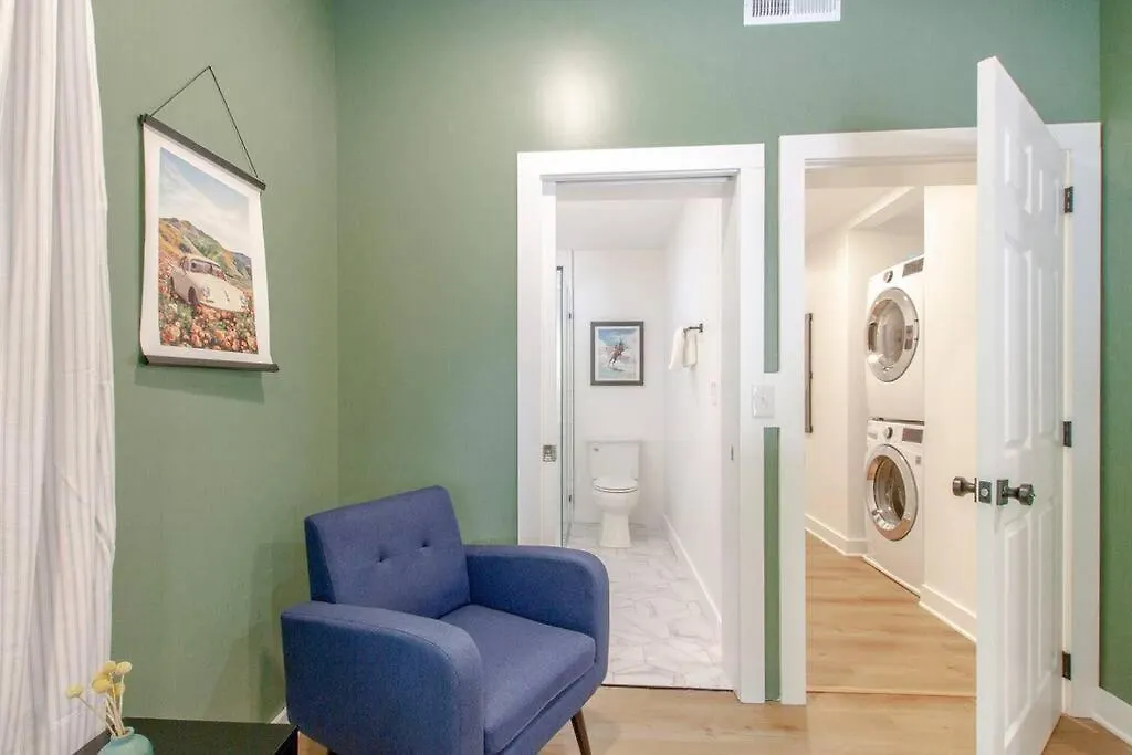 Nashoasis 10 Min To Dt, Gameroom, Huge Yard Nashville